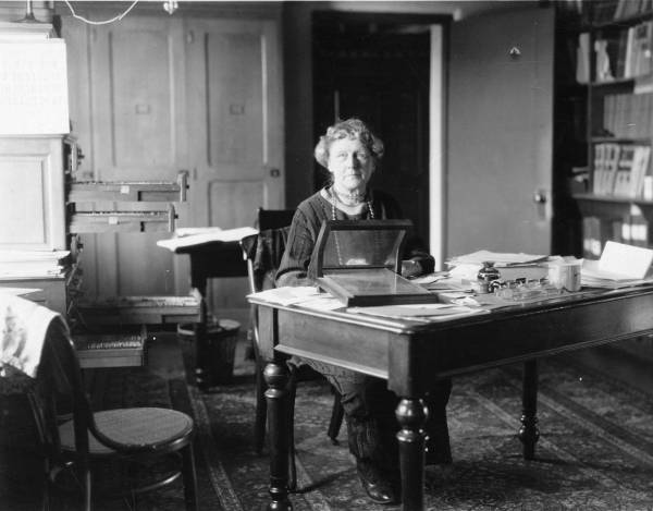 Annie Jump Cannon at her desk at the Harvard College Observatory.

First hired by Harvard College Observatory to carry out astronomical calculations, Annie Jump Cannon (1863-1941) eventually became one of the foremost American astronomers, known especially for her work on variable stars. This photograph shows her at her desk at the observatory. Creator/Photographer: Unidentified photographer Medium: Black and white photographic print Persistent URL:  Repository: Smithsonian Institution Archives Accession number: SIA2008-0647

