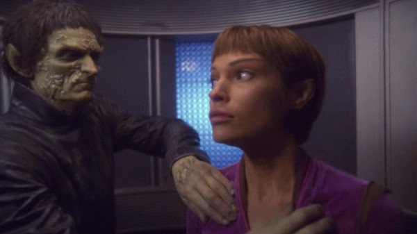 Scared T’Pol and a creepy zombie Vulcan. 