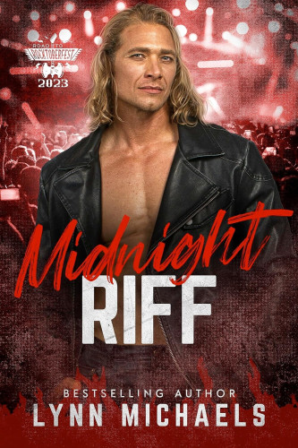 Cover - Midnight Riff by Lynn Michaels - Aging white rocker in his forties with long dirty blond hair staring at the viewer, wearing a blck leather jacket open to show his chest, red concert going crowd in the background